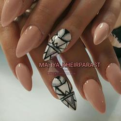 آرایشگاه زنانه ماتیک
