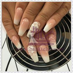 آرایشگاه زنانه مینو